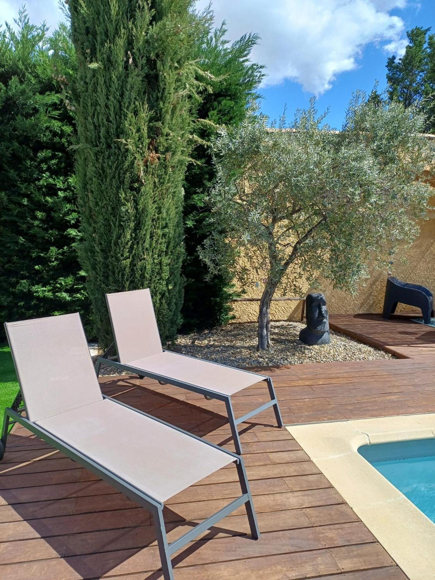 Villa Family First Gargas  Exterior foto