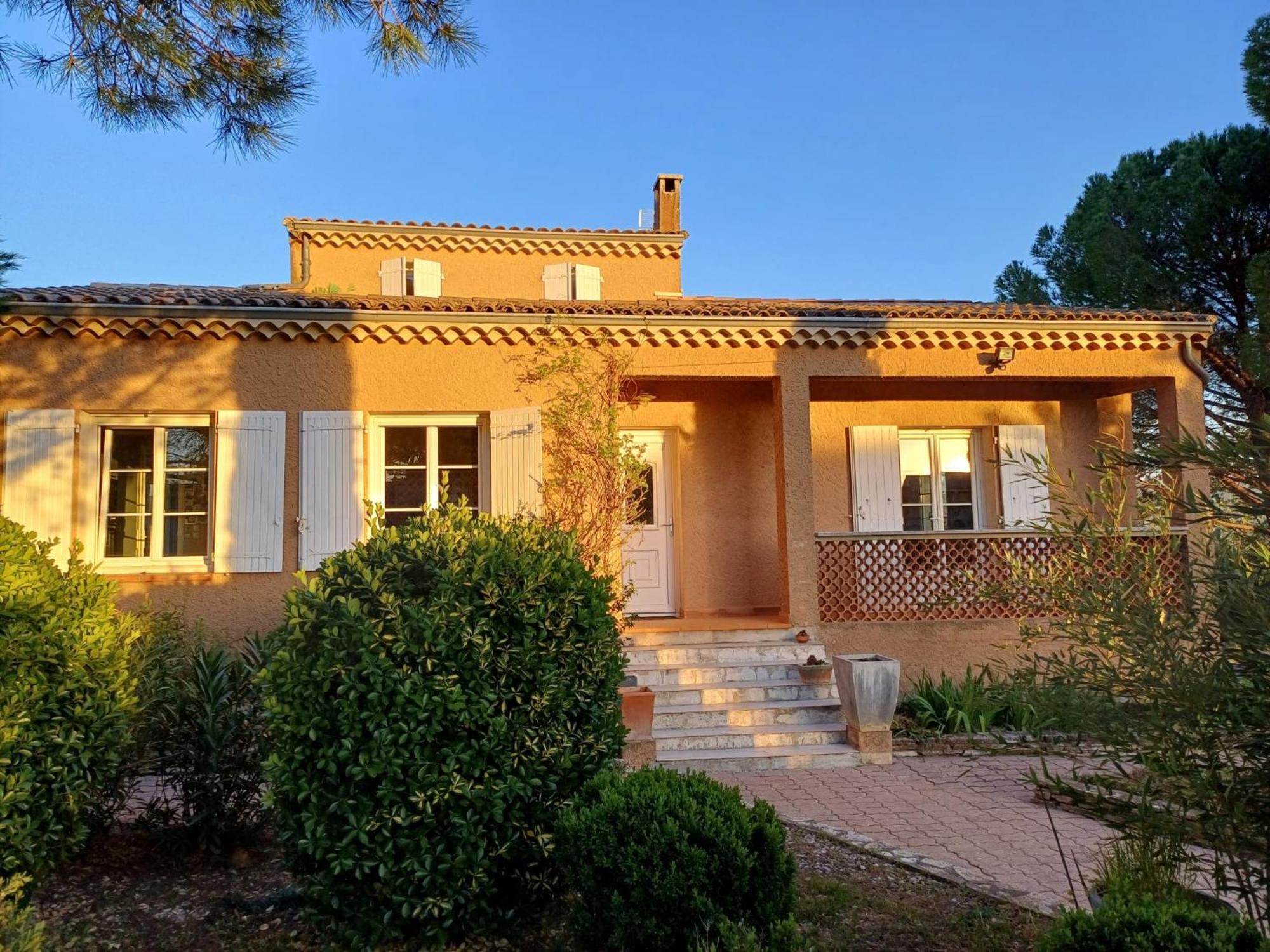 Villa Family First Gargas  Exterior foto